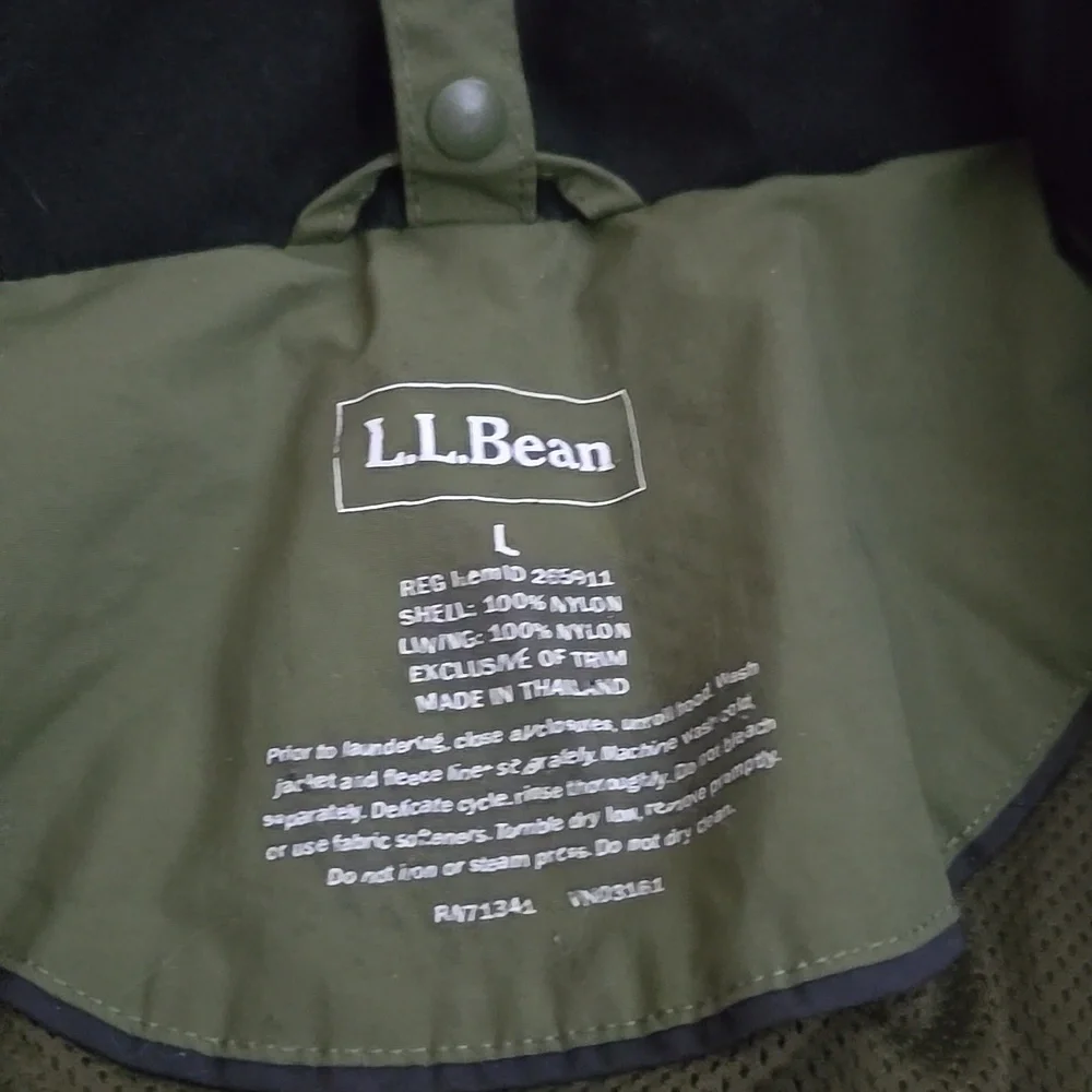 LL bean jacket - Picture 4 of 4